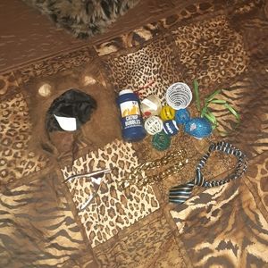 Cat toy and accessories bundle